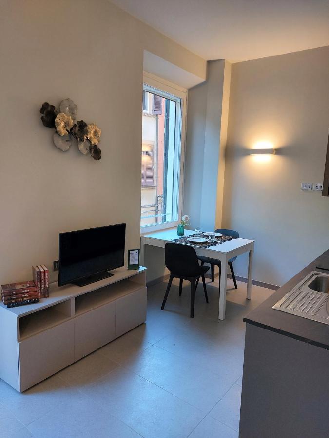 The 6 Apartments Rimini Bagian luar foto