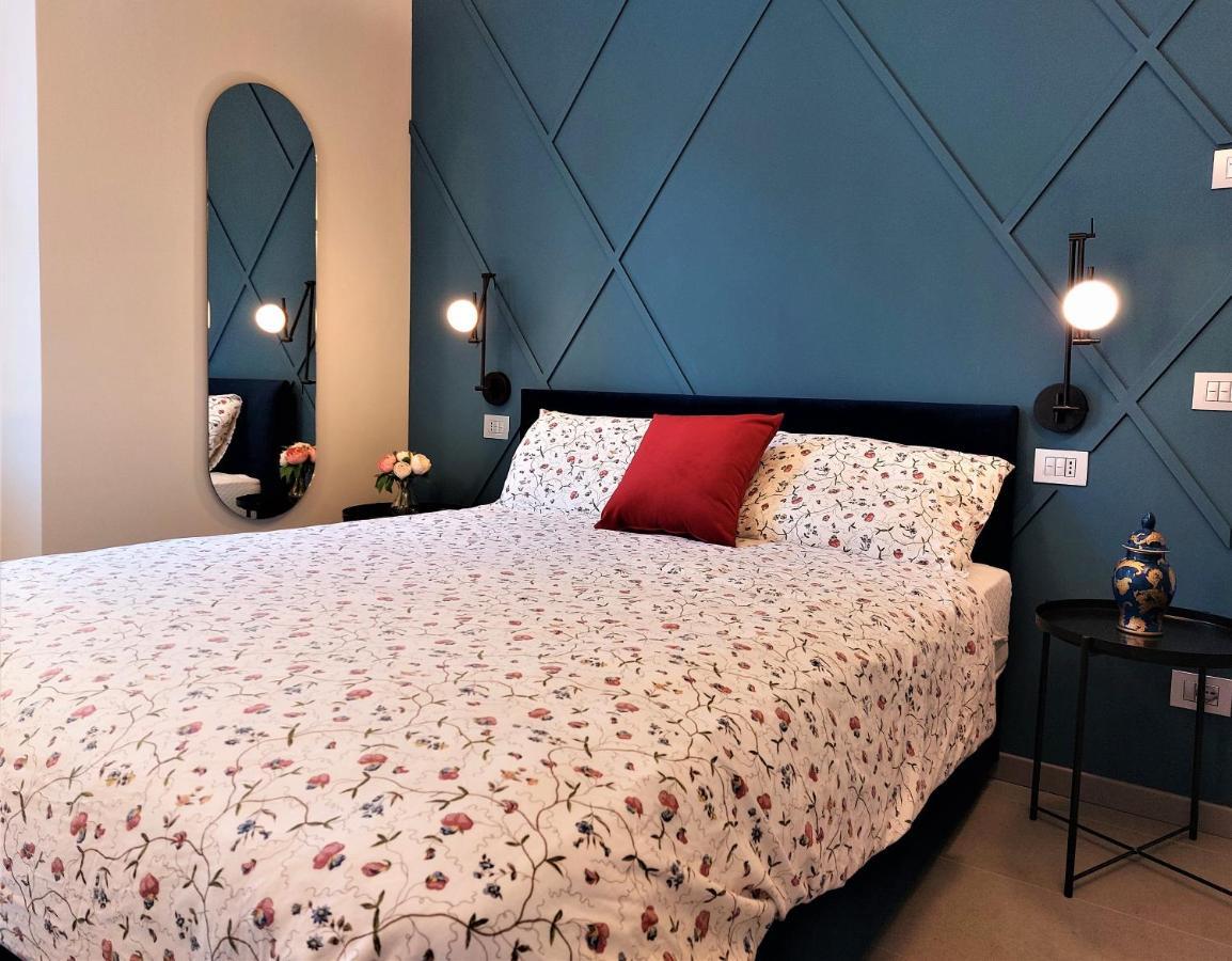 The 6 Apartments Rimini Bagian luar foto