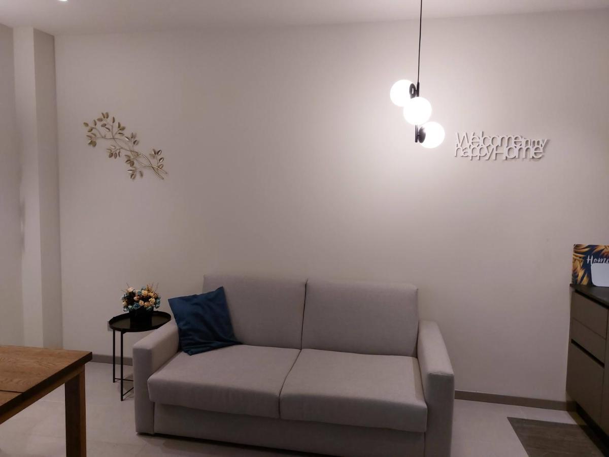 The 6 Apartments Rimini Bagian luar foto