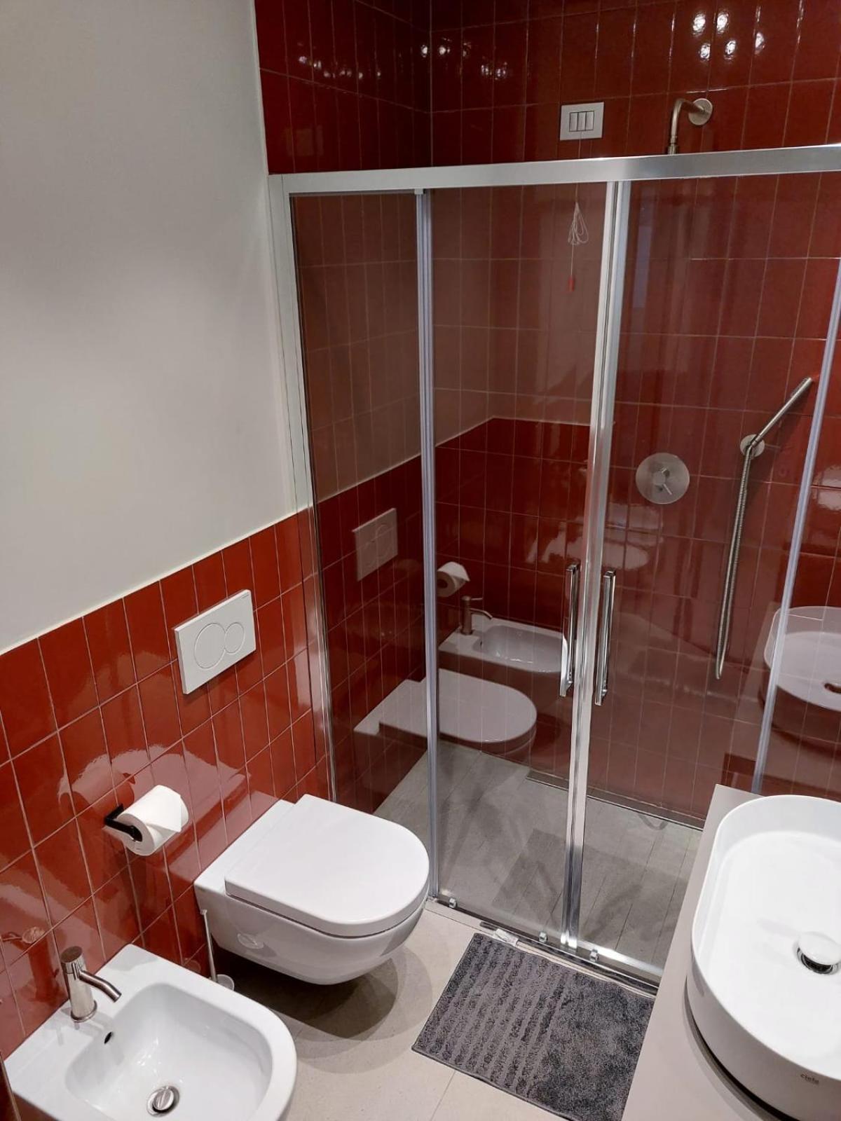 The 6 Apartments Rimini Bagian luar foto
